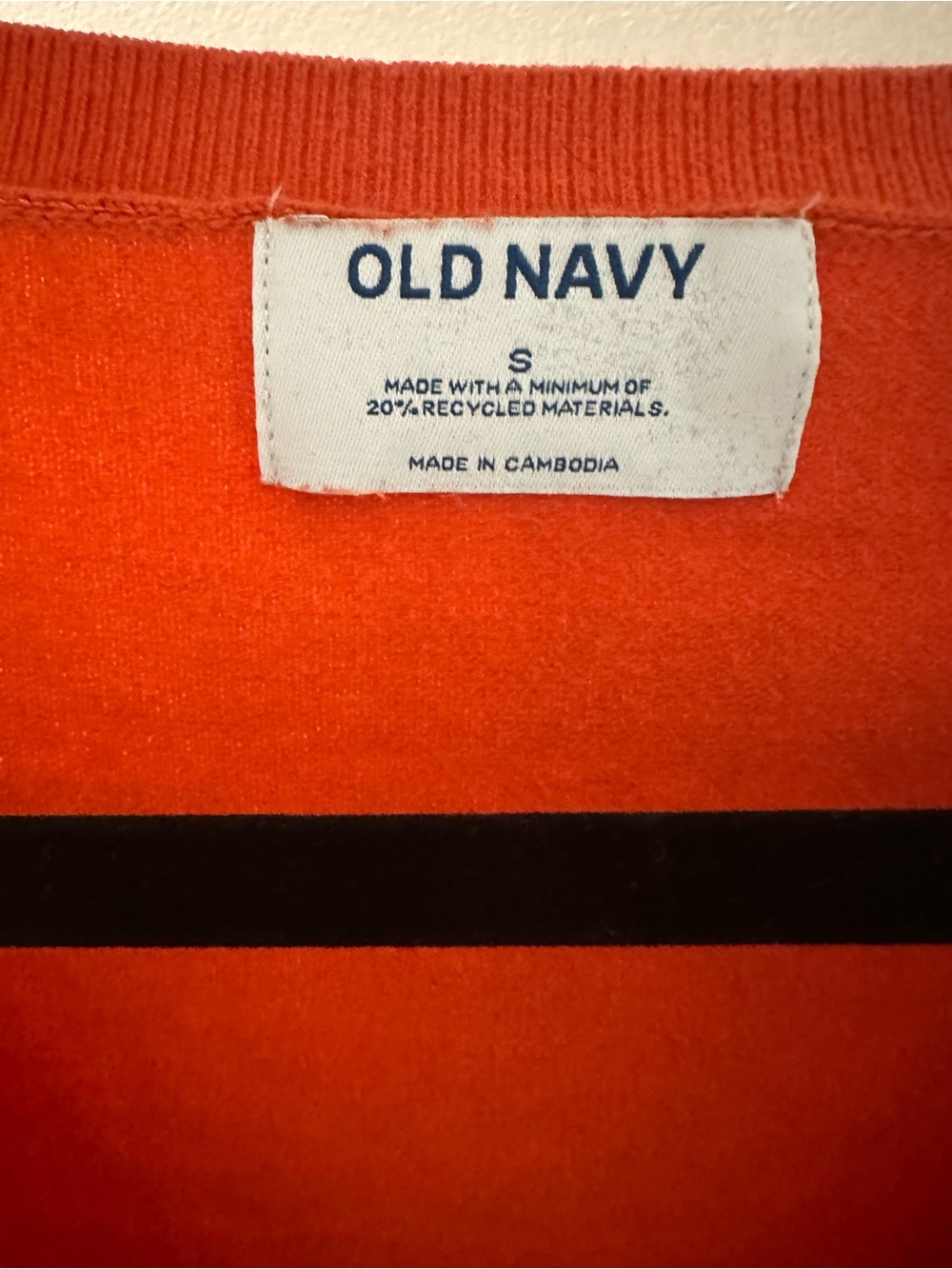 Old Navy Women’s Orange V Neck Sweater Size S - Picture 2 of 4